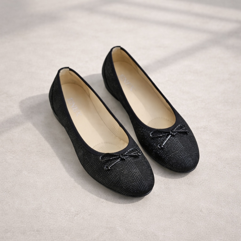 ELEGANTNA ŽENSKA BALETANKA OD MEKANE CRNE KOŽE
