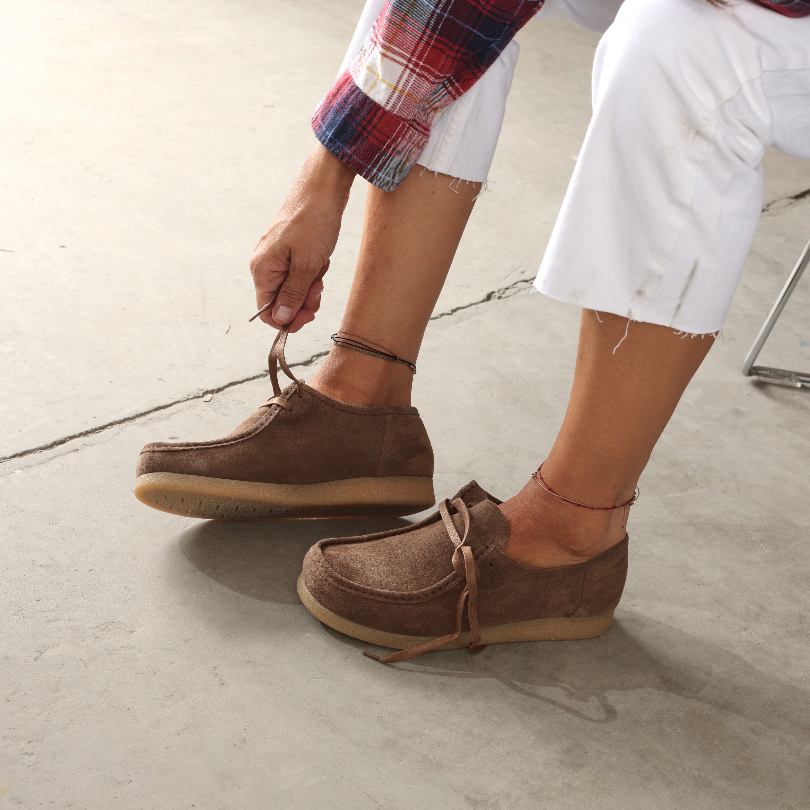 ŽENSKA PLITKA CIPELA SEBAGO U KAPUĆINO BOJI VELURA