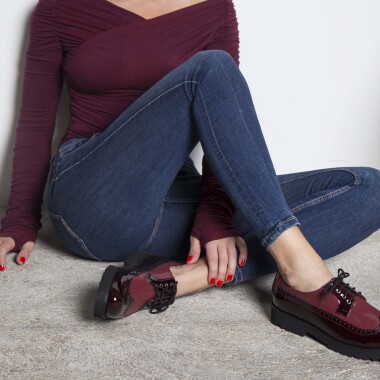 Ženska cipela bordo koža