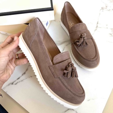 Ženska cipela taupe velur